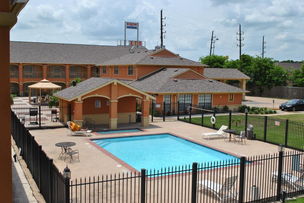 Executive Inn Brookshire Exterior foto